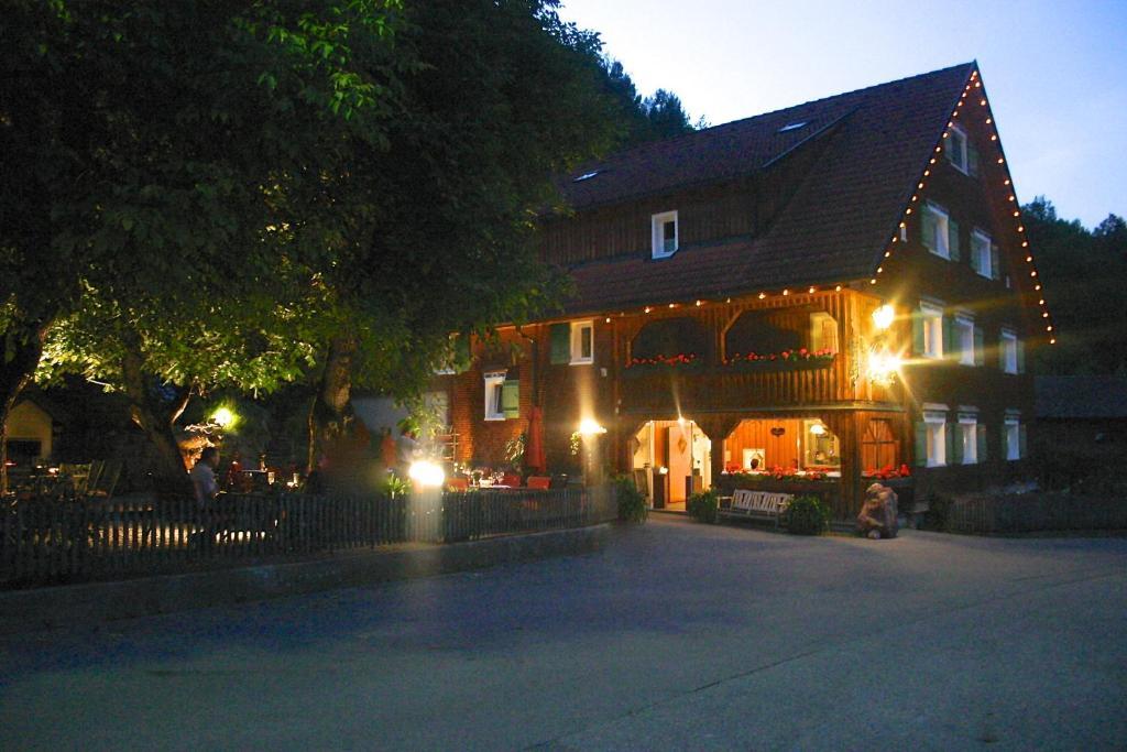 Hotel Gasthaus Schaefle Bürserberg Екстериор снимка